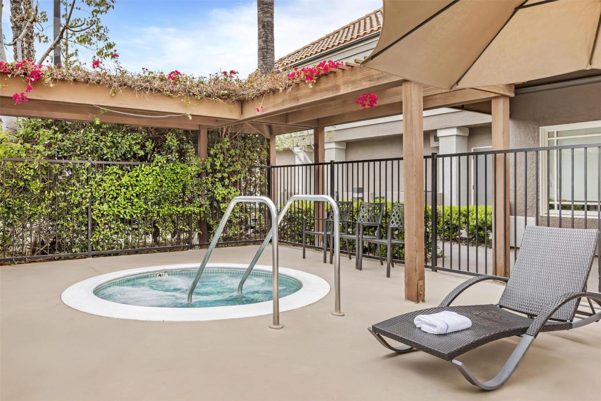 Sonesta Es Suites Chatsworth Los Angeles Exterior photo